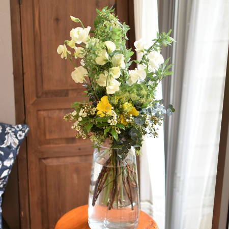 クラッチブーケ　ふんわりバーティカル